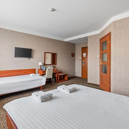 Hotel Diament Vacanza Katowice - Siemianowice Siemianowice Śląskie Dış mekan fotoğraf