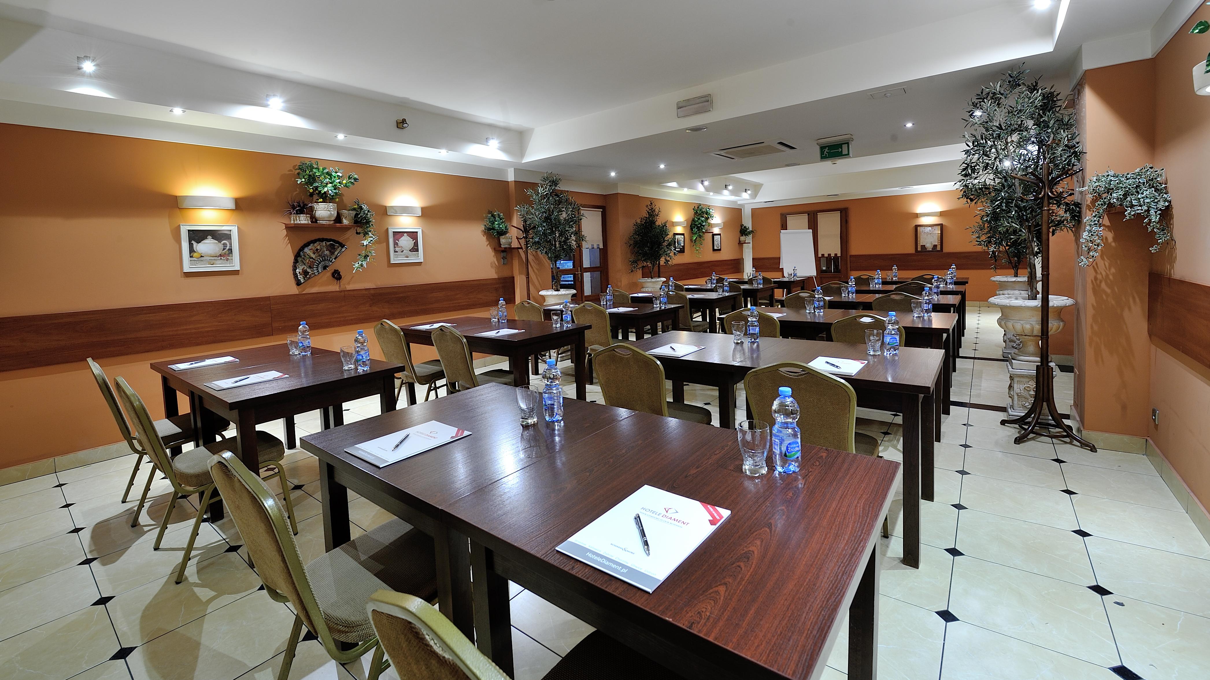 Hotel Diament Vacanza Katowice - Siemianowice Siemianowice Śląskie Dış mekan fotoğraf