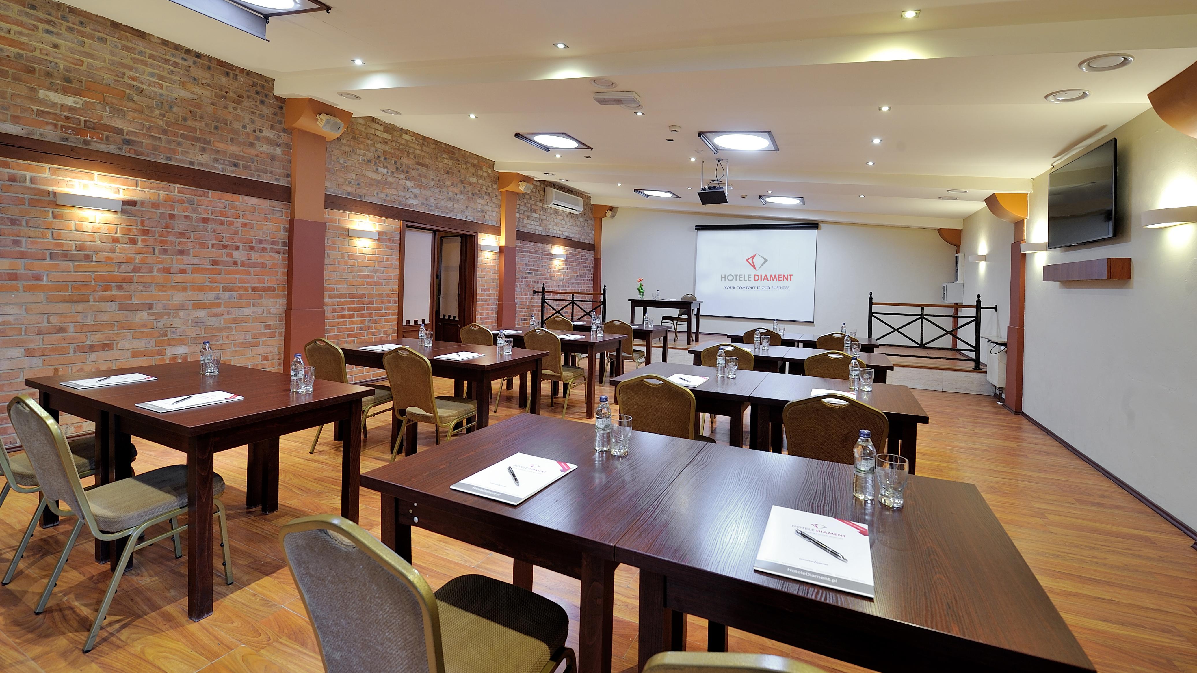 Hotel Diament Vacanza Katowice - Siemianowice Siemianowice Śląskie Dış mekan fotoğraf