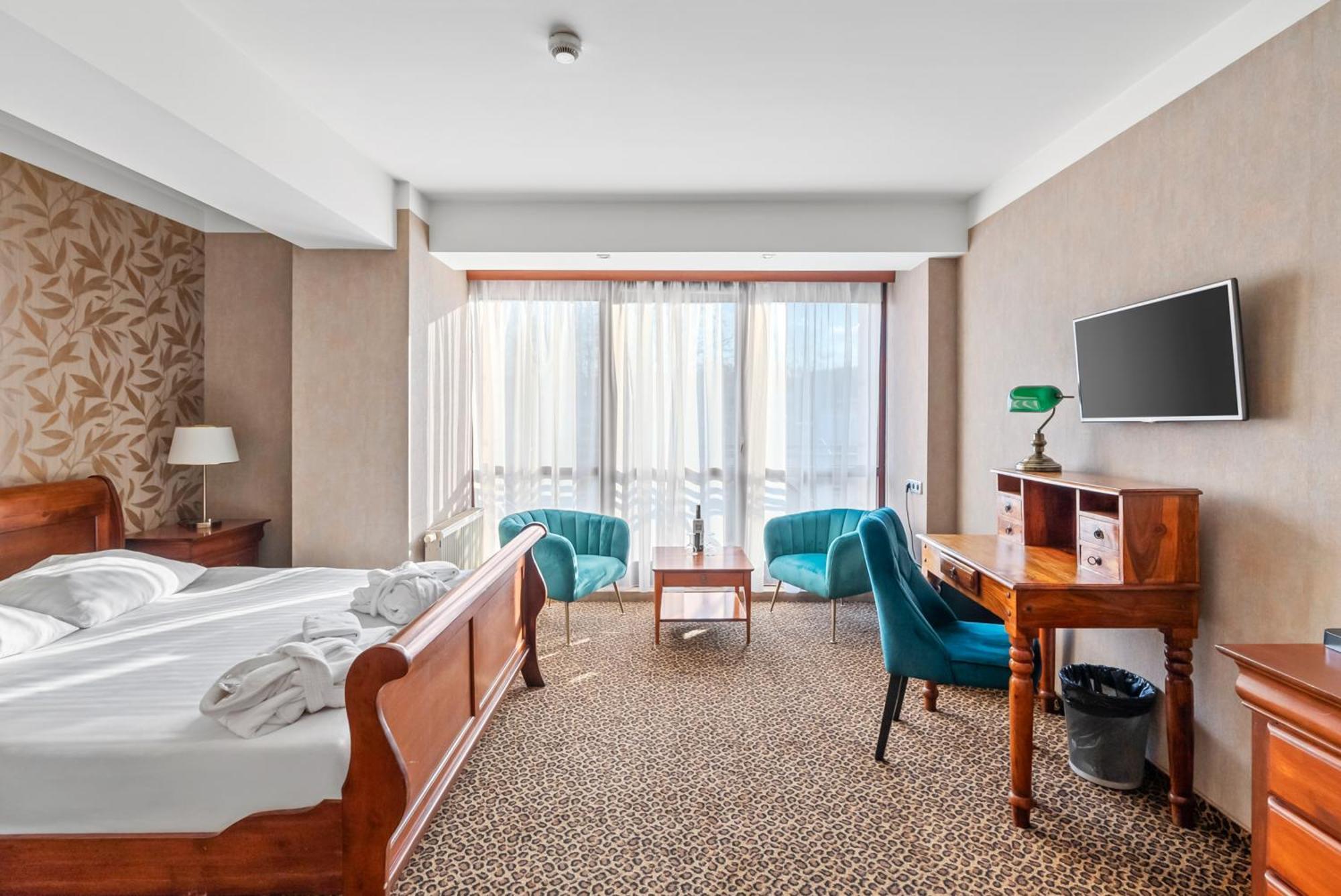 Hotel Diament Vacanza Katowice - Siemianowice Siemianowice Śląskie Dış mekan fotoğraf