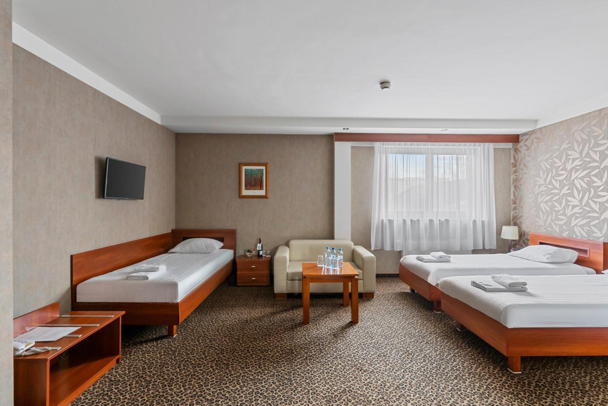 Hotel Diament Vacanza Katowice - Siemianowice Siemianowice Śląskie Dış mekan fotoğraf