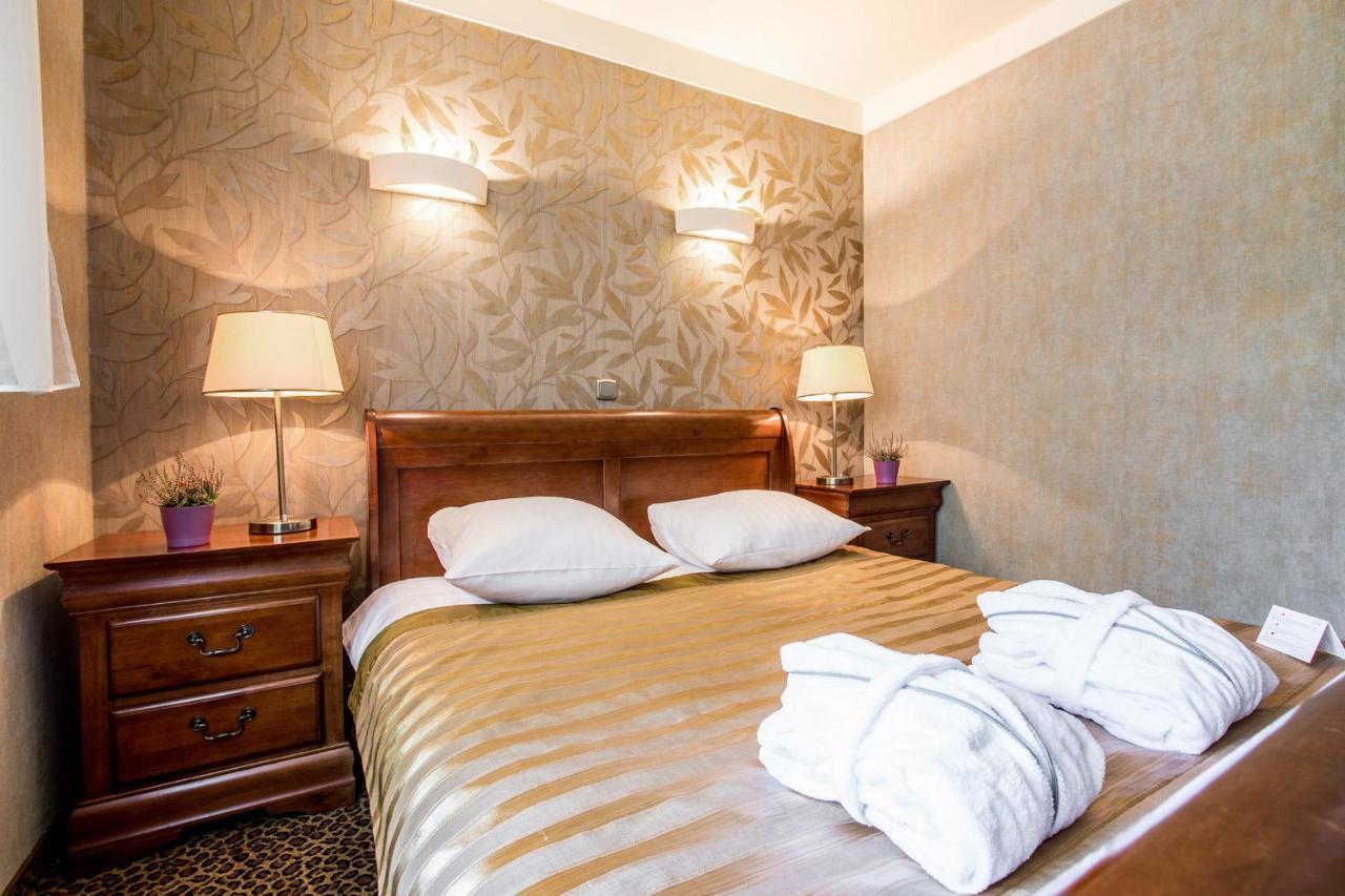 Hotel Diament Vacanza Katowice - Siemianowice Siemianowice Śląskie Dış mekan fotoğraf